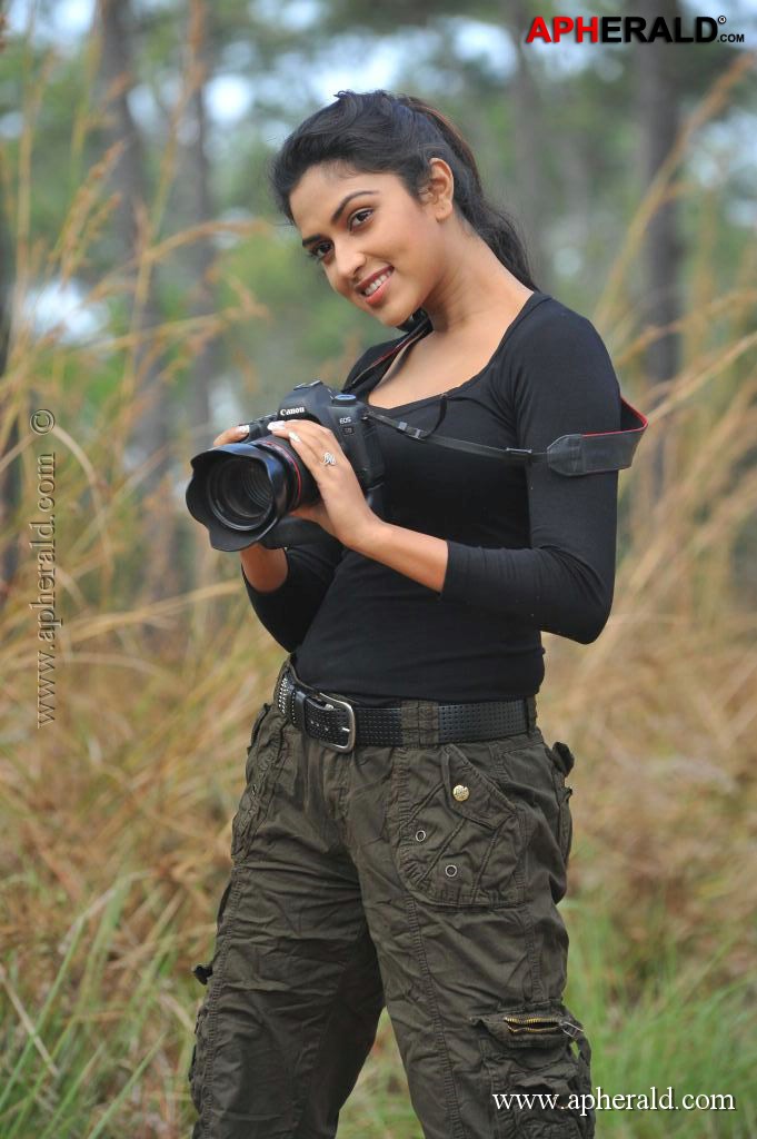 Amala Paul Latest Photos