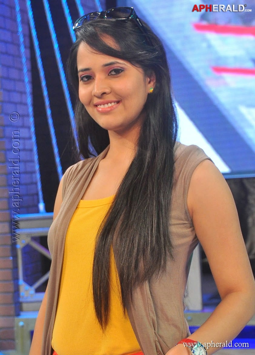 Anchor Anasuya Photos