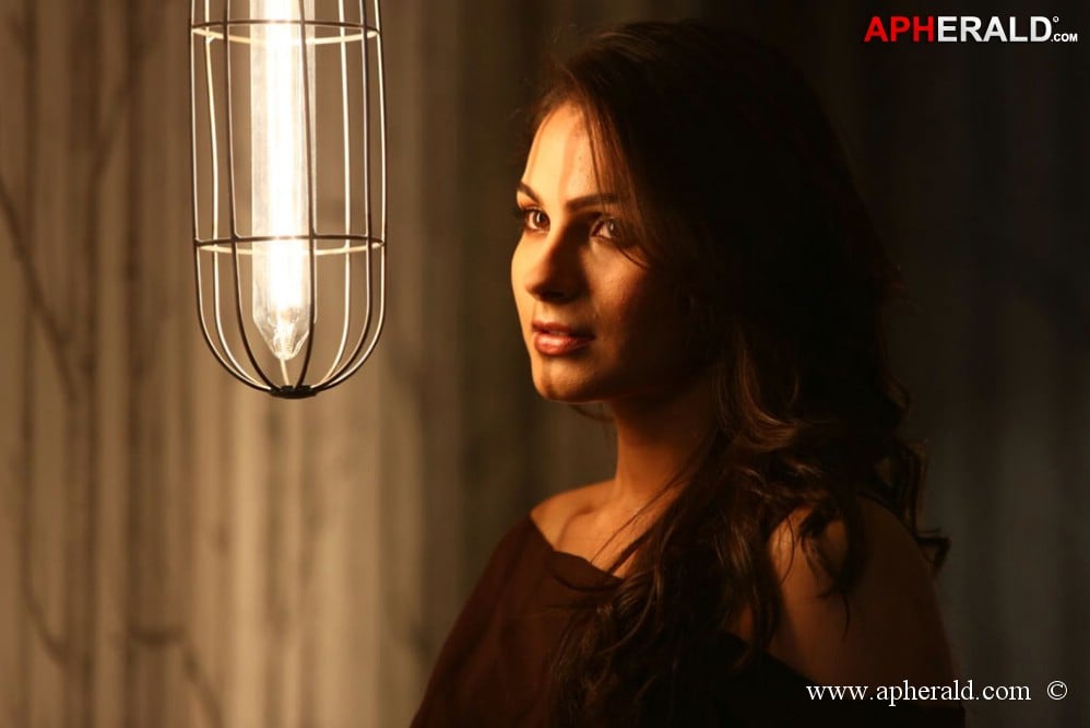 Andrea Jeremiah Pics