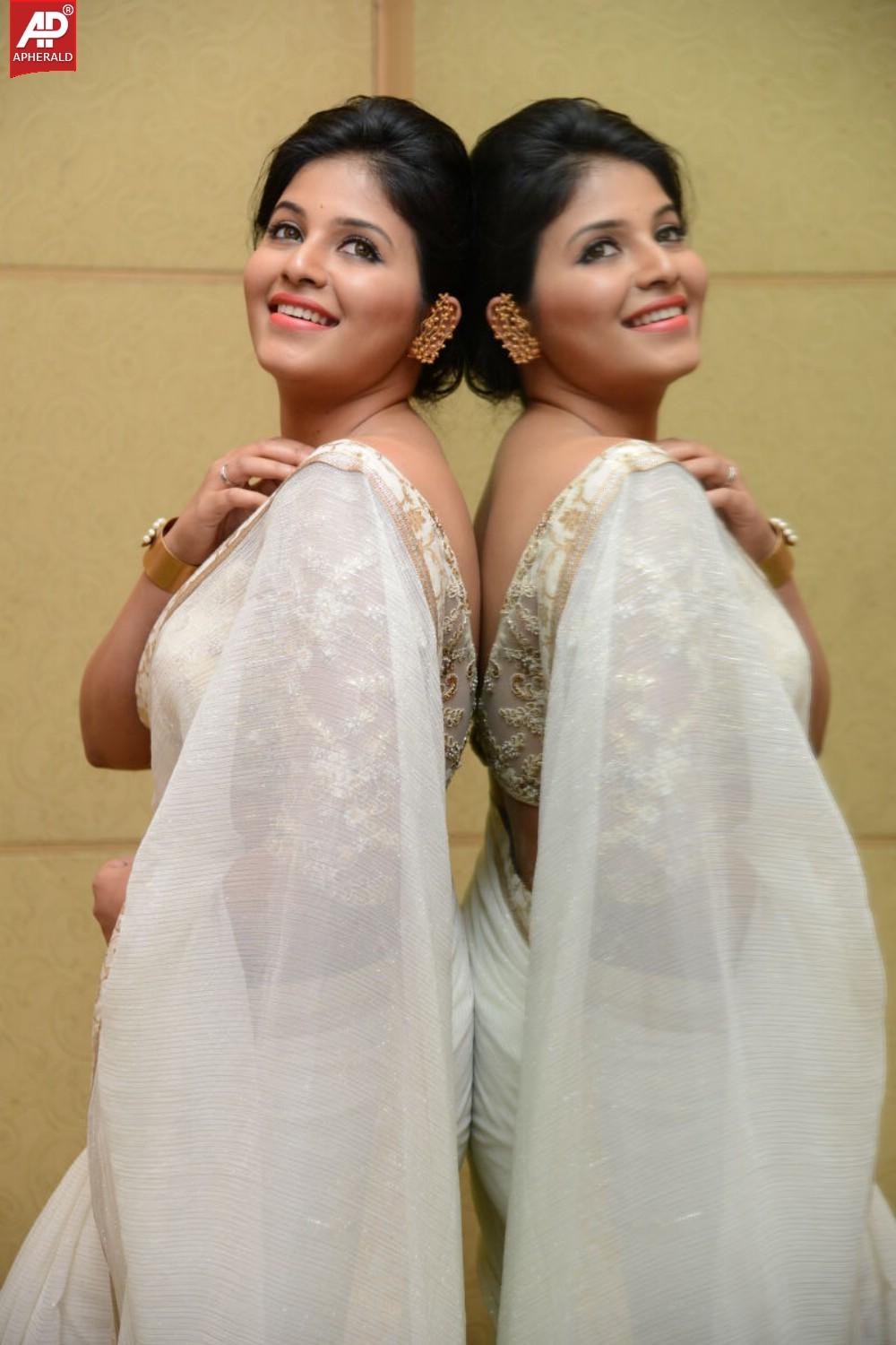 Anjali New Photo Gallery