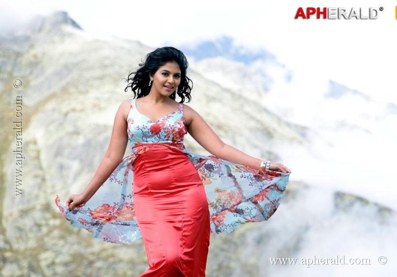 Anjali New Photos