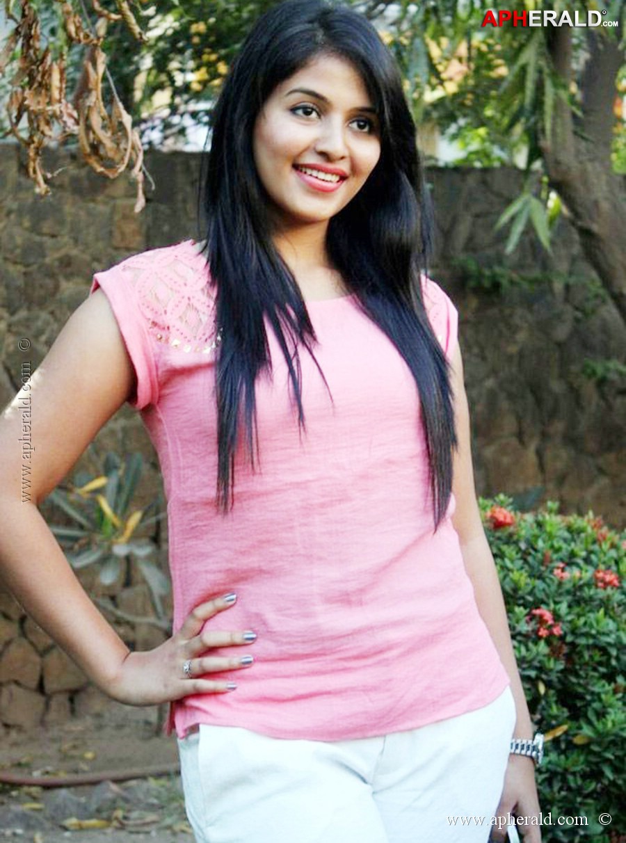 Anjali New Photos