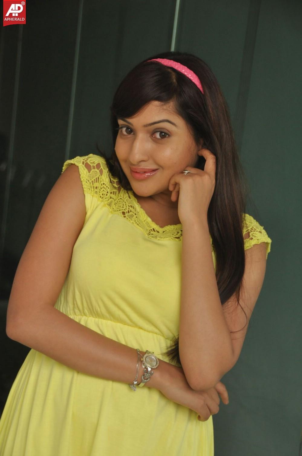 Anjana Deshpande Beautiful Stills