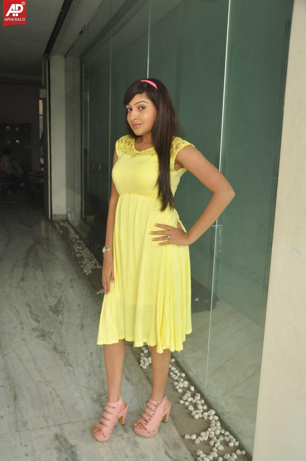 Anjana Deshpande Beautiful Stills