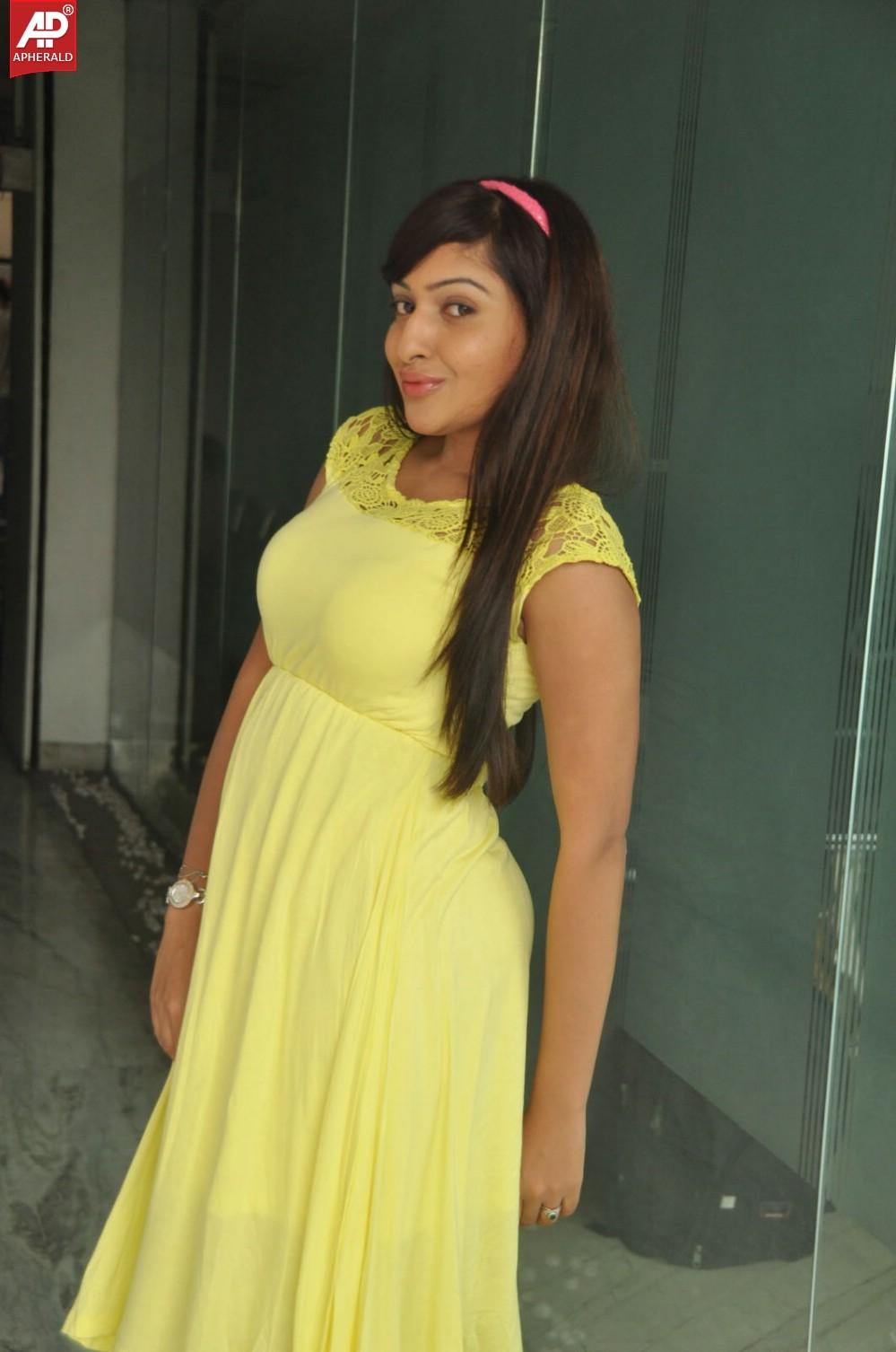 Anjana Deshpande Beautiful Stills