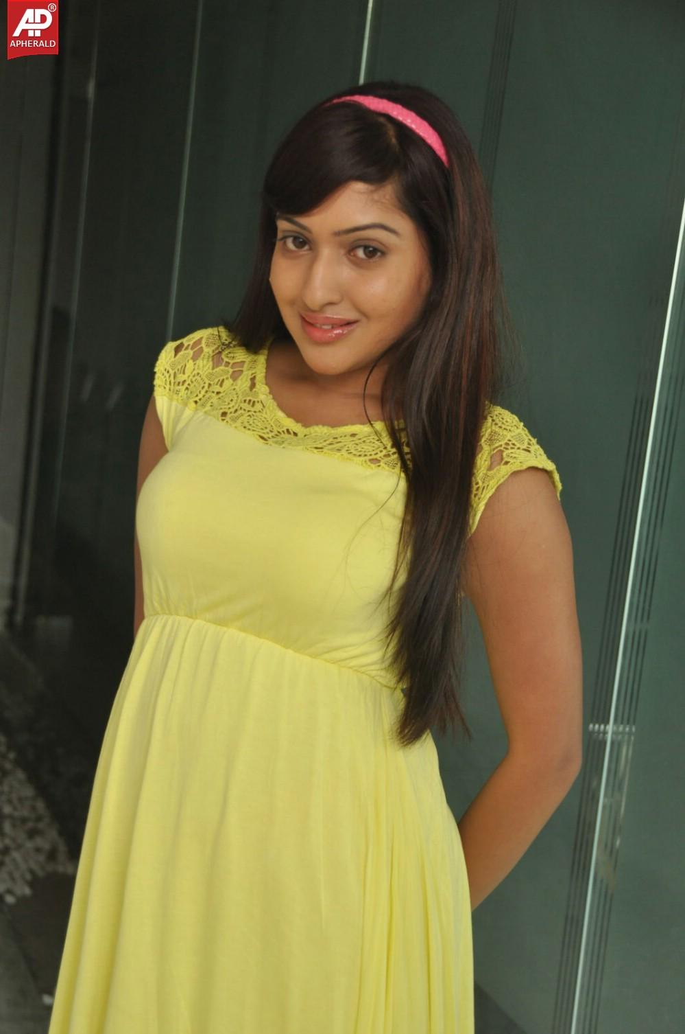 Anjana Deshpande Beautiful Stills