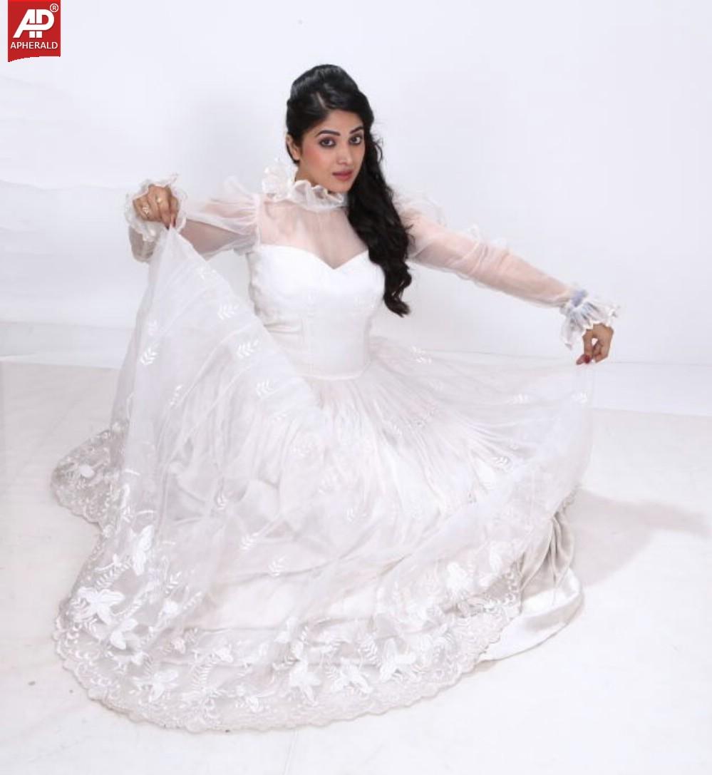 Avanika White Dress Shoot