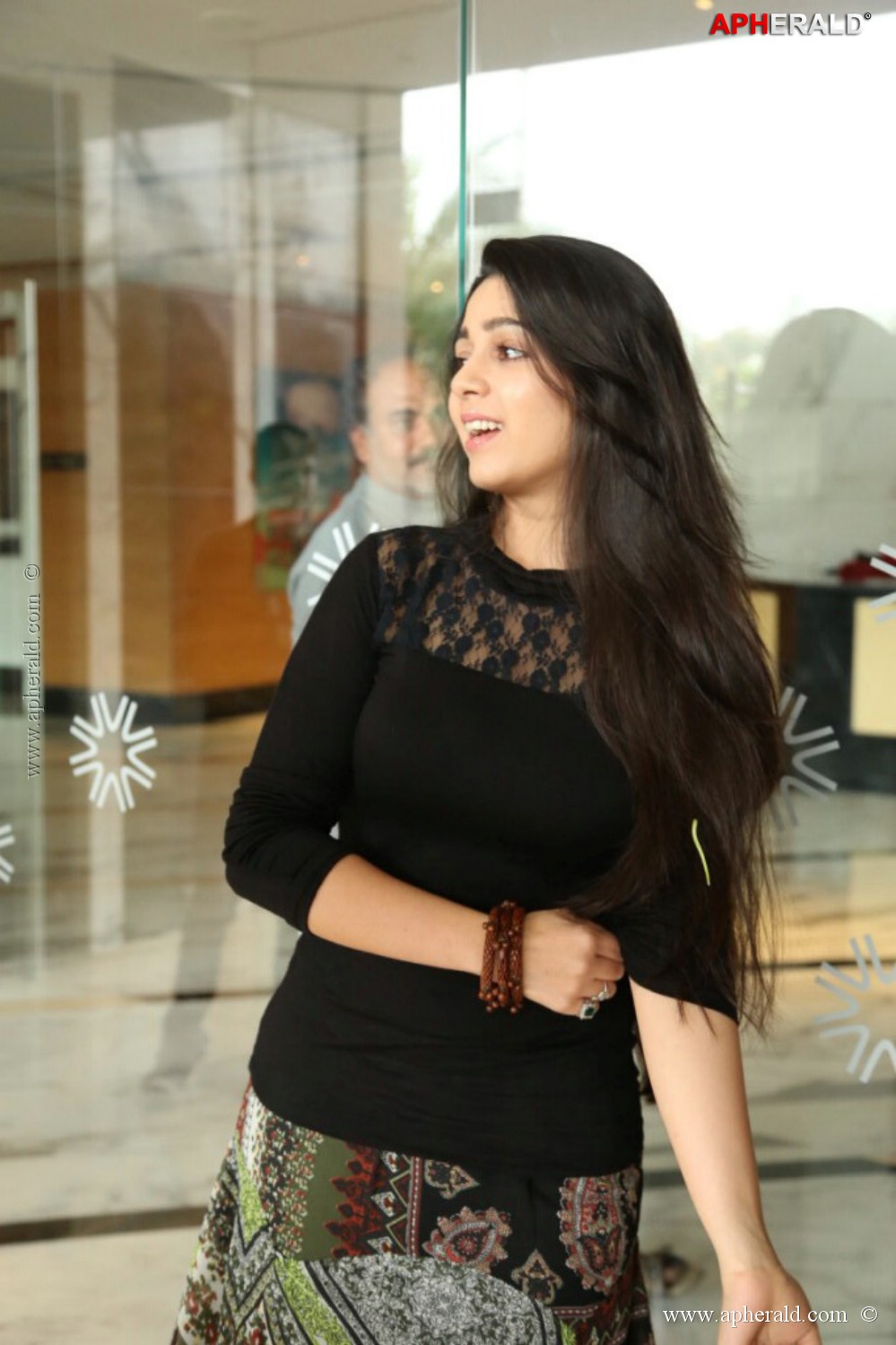 Charmi Latest Spicy Photos