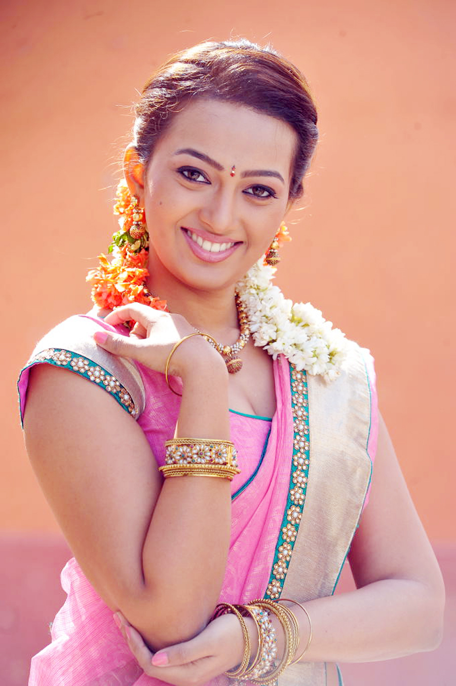 Ester Noronha New Photos