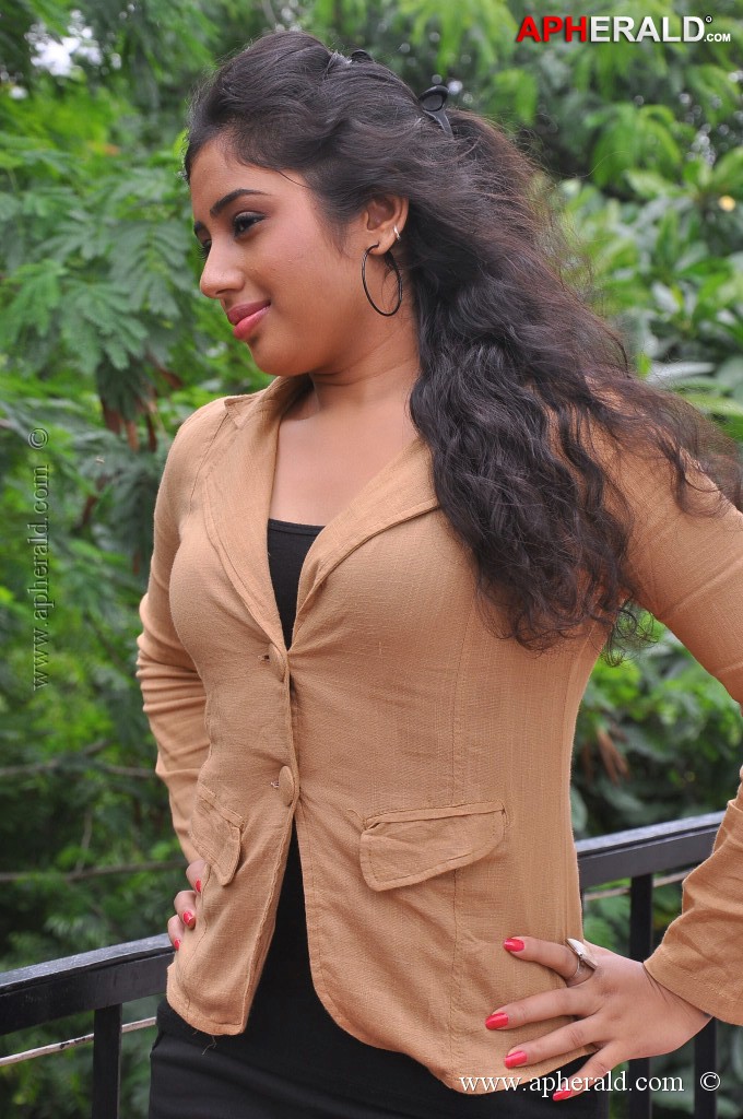 Jr Jeevitha Stills