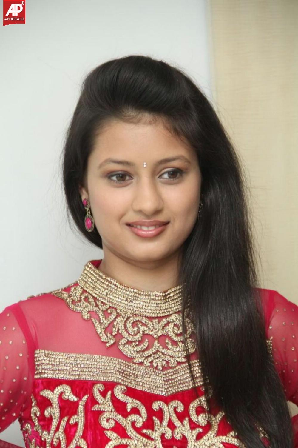 Kanika Tiwari Latest Stills