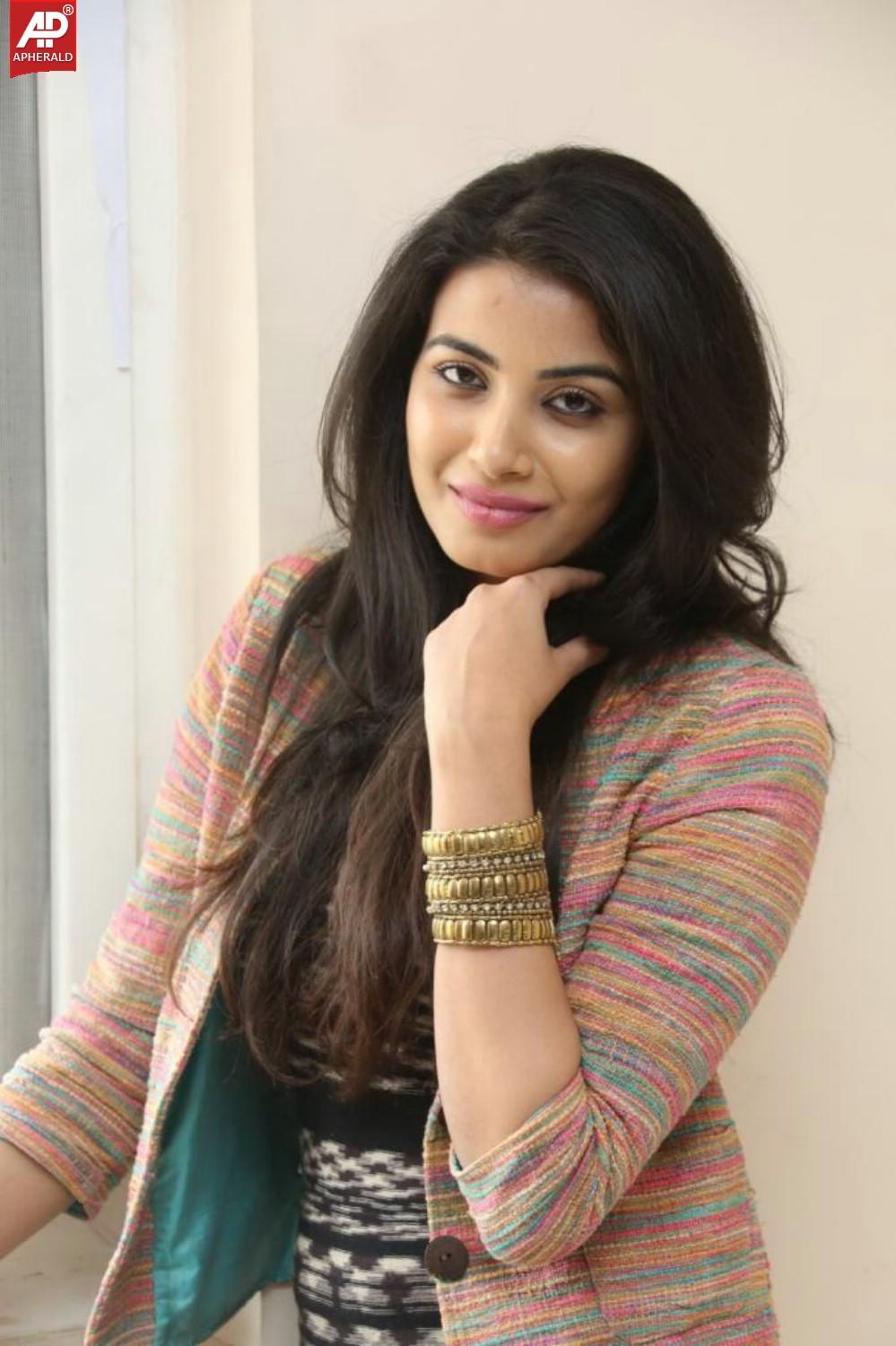 Kavya Shetty New Photos