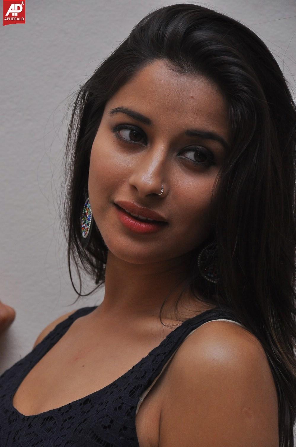 Madhurima Latest Images