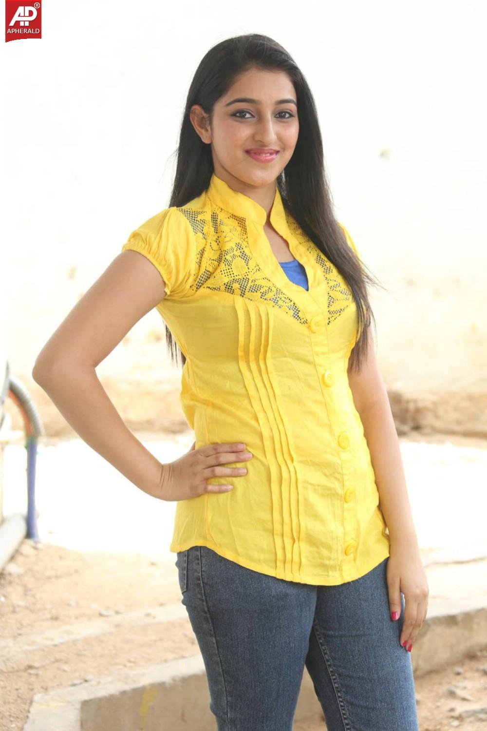 Mouryaani New Stills