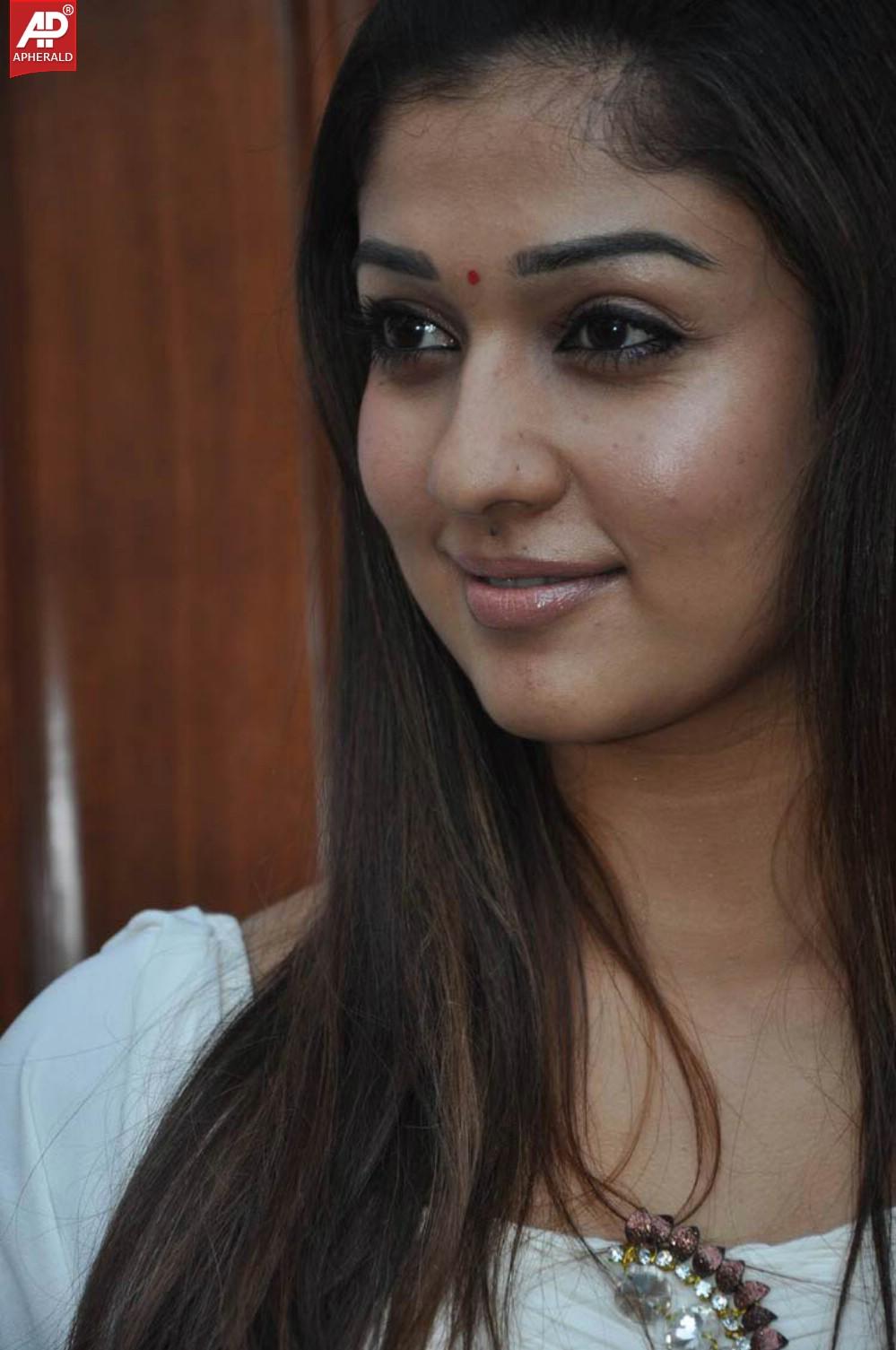 Nayanthara New Photos