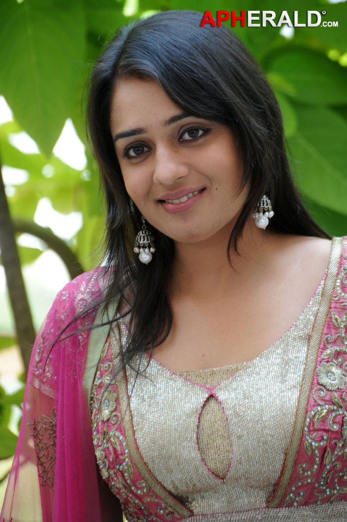 Nikita Thukral Stills