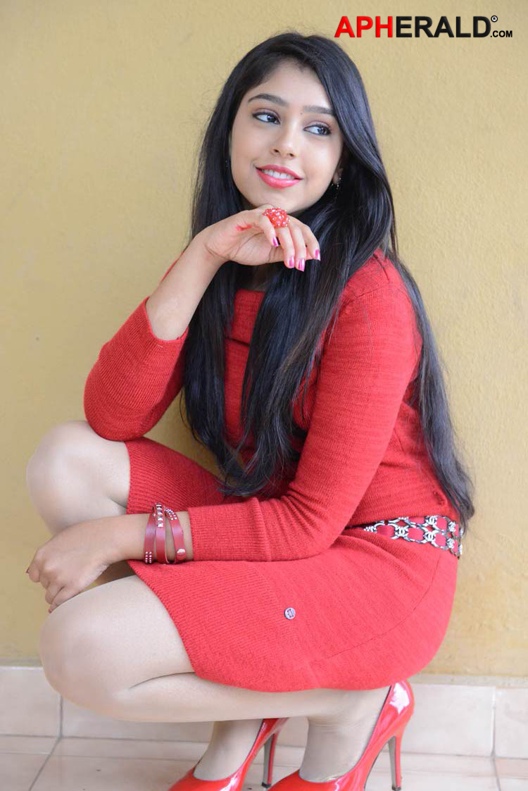 Niti Taylor