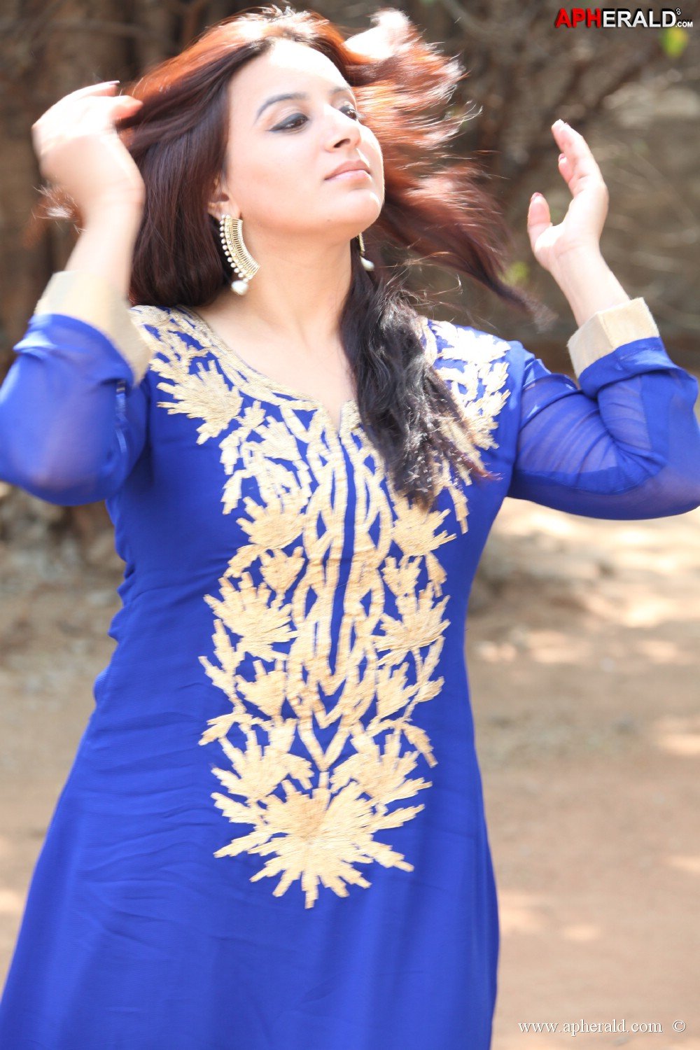 Pooja Gandhi Images