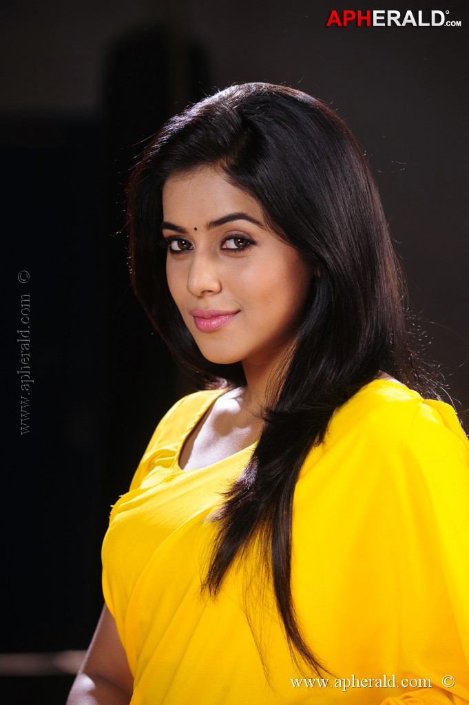 Poorna Latest Pics