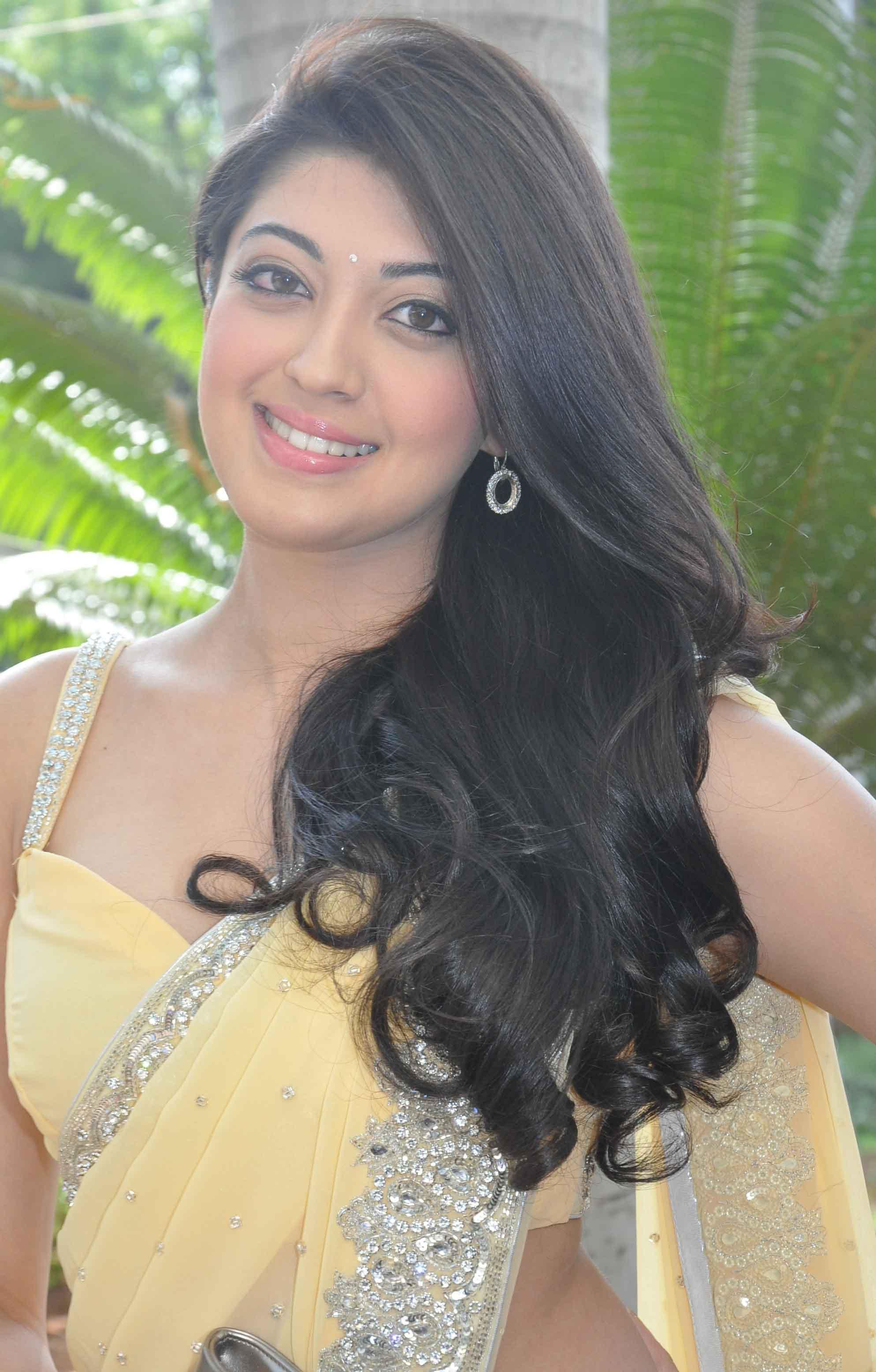 Praneetha Latest Pics