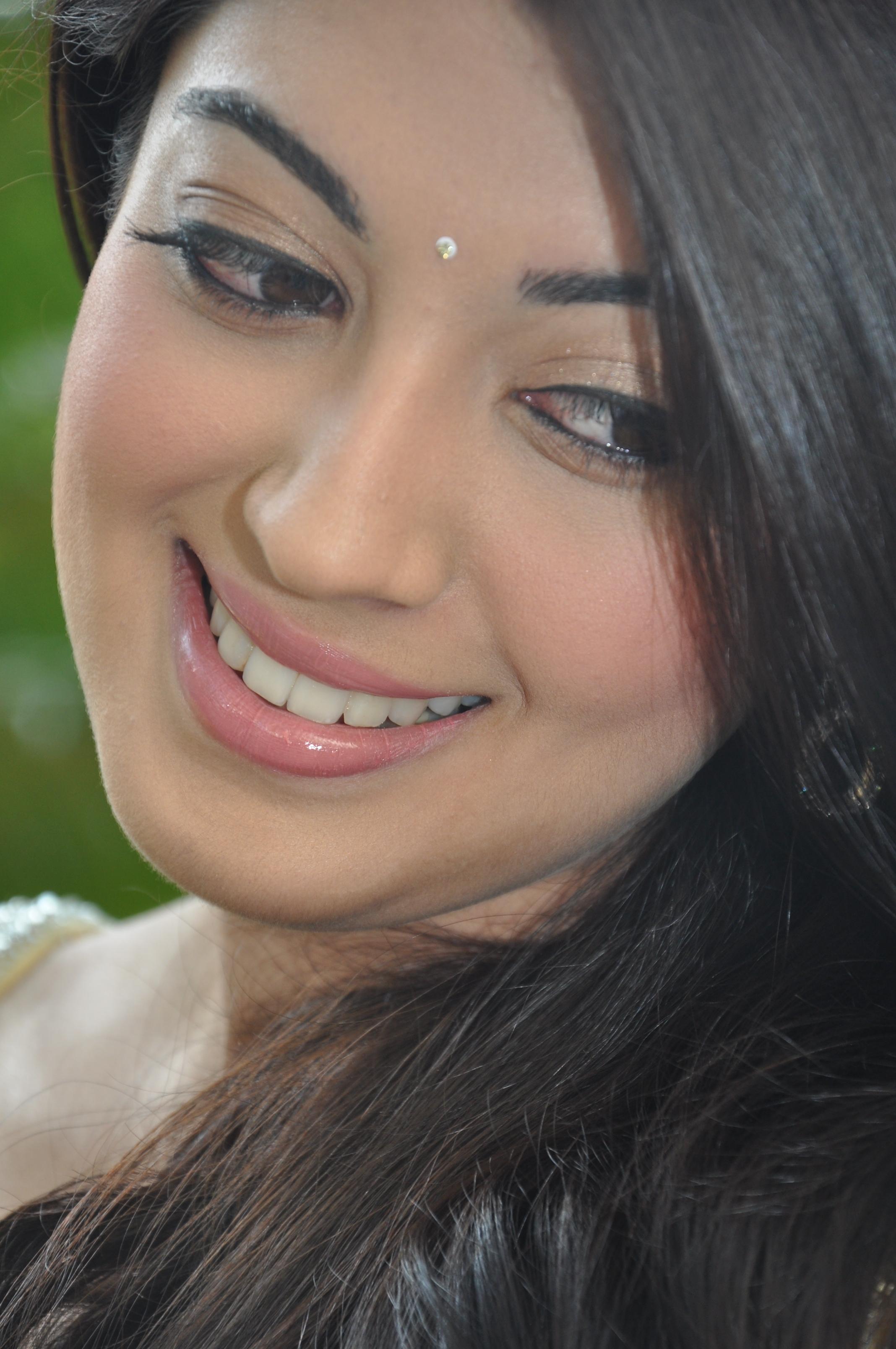 Praneetha Latest Pics