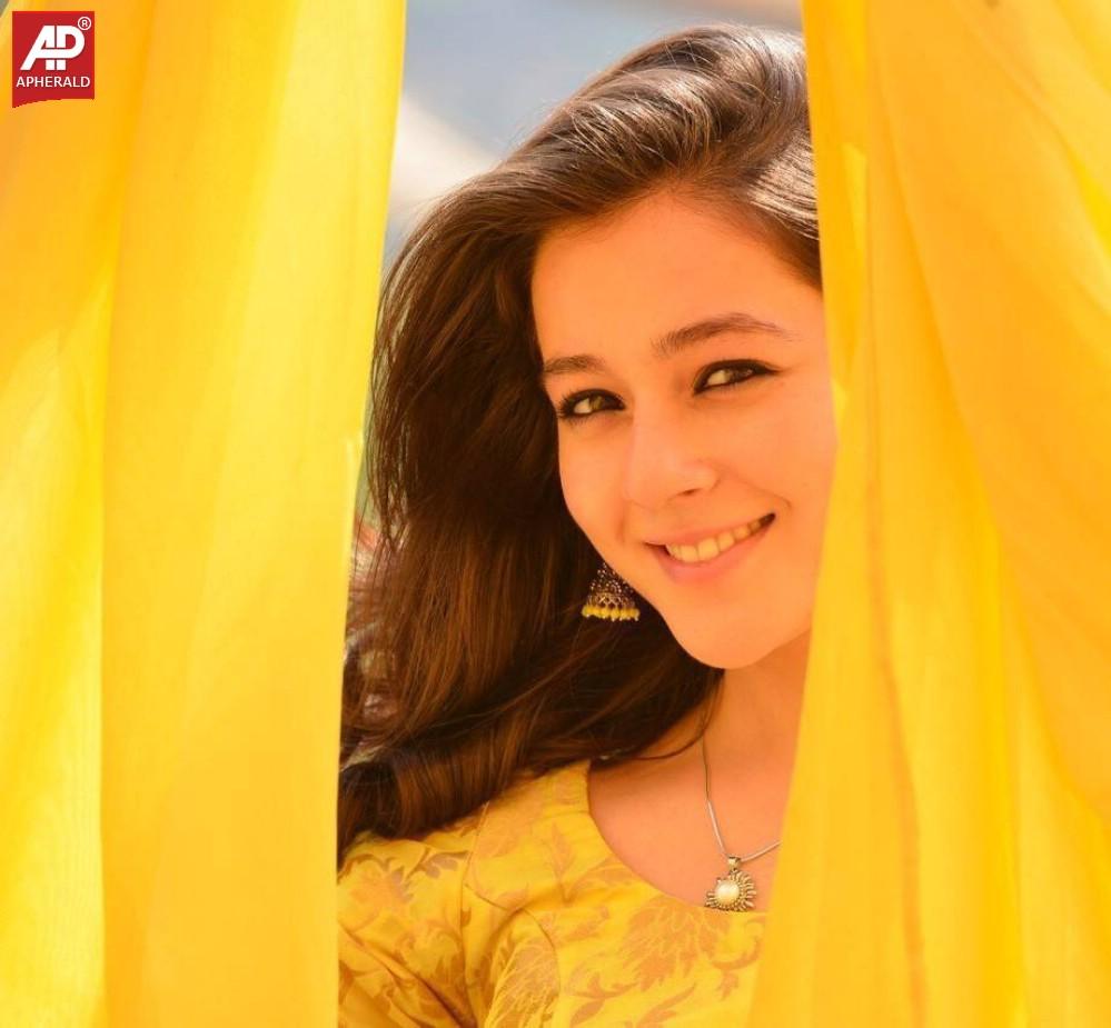 Priyal Gor Beautiful Gallery