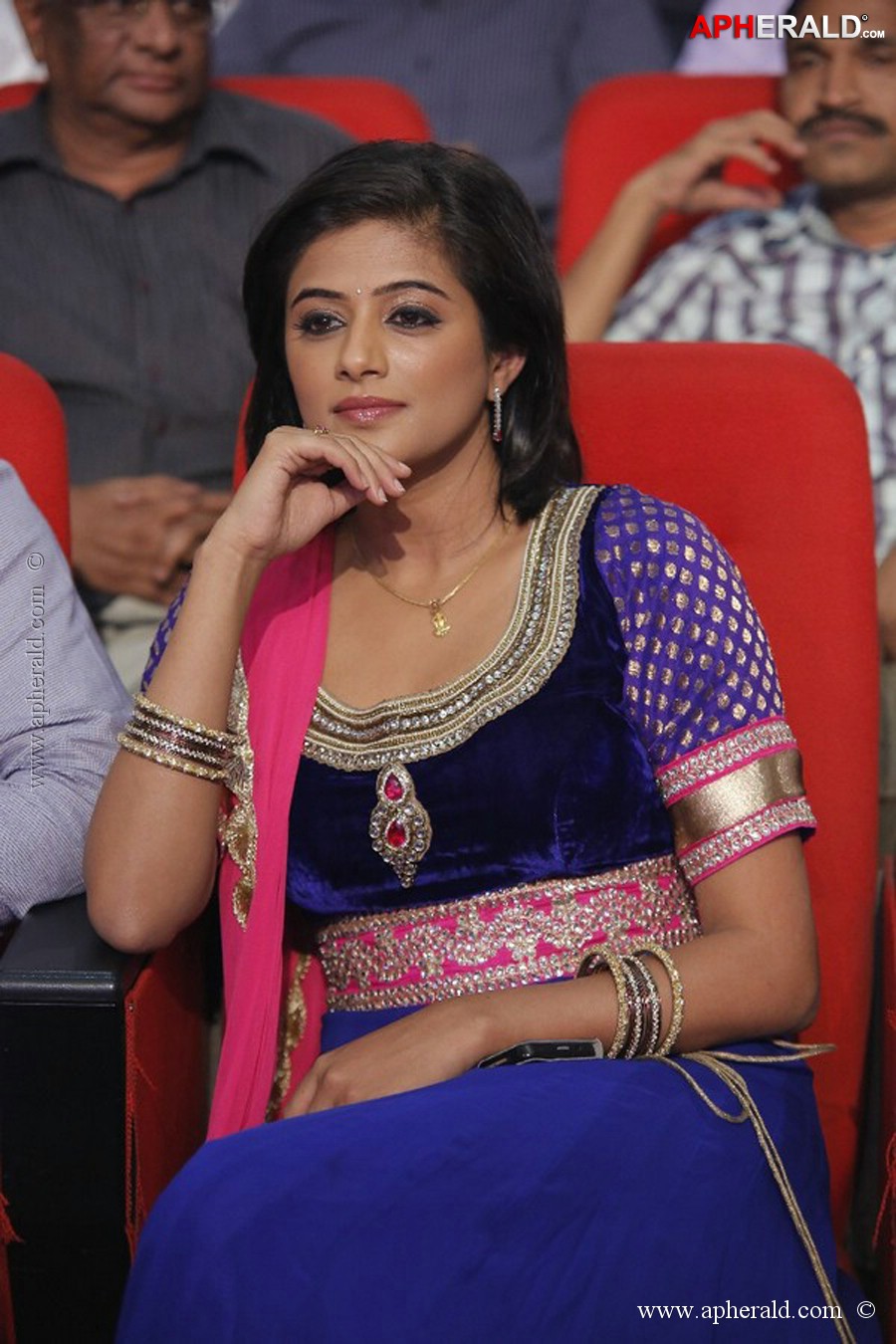 Priyamani New Stills