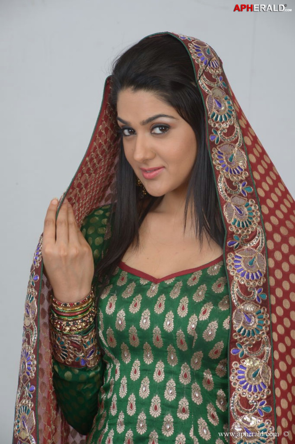 Sakshi Choudhary Gallery