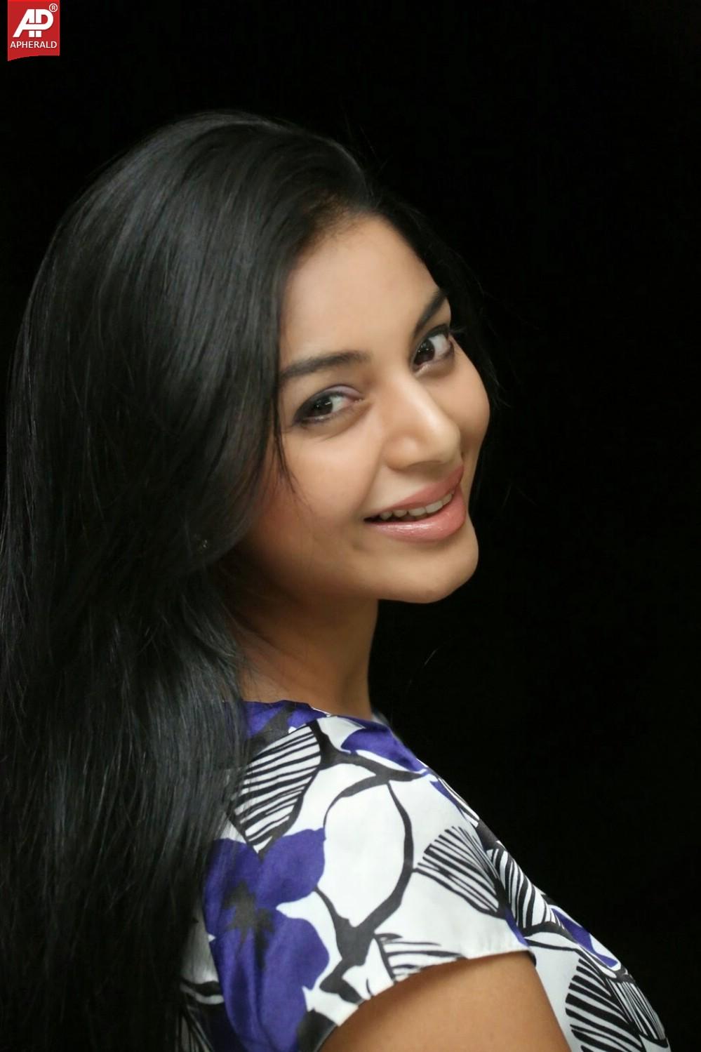 Sanam Shetty Latest Photos