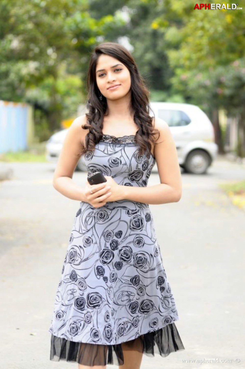 Saniya Thara New Stills