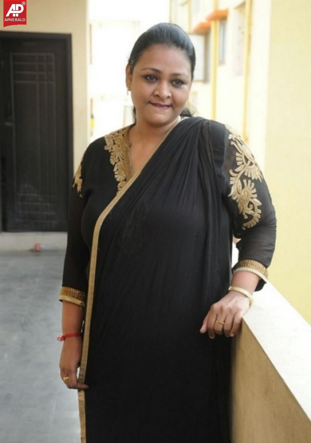 Shakila Latest Stills