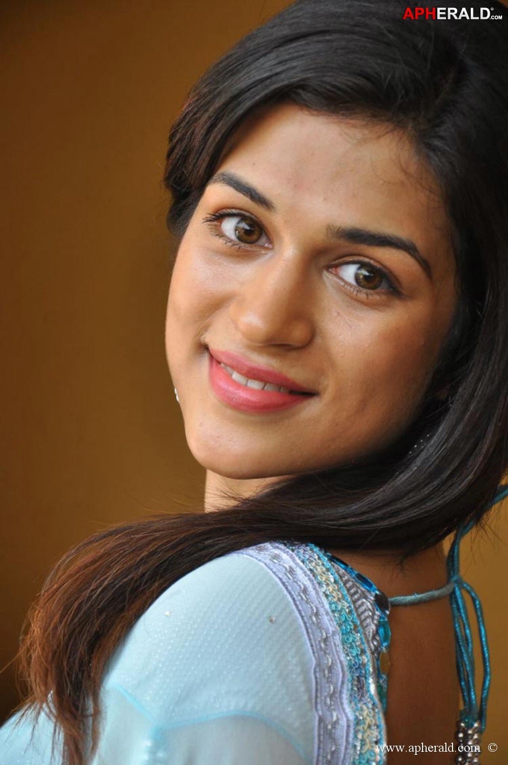 Shraddha Das Saree Photos