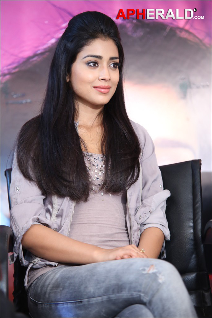 Shriya Latest Photos