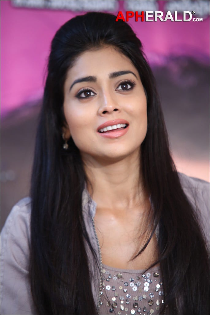 Shriya Latest Photos