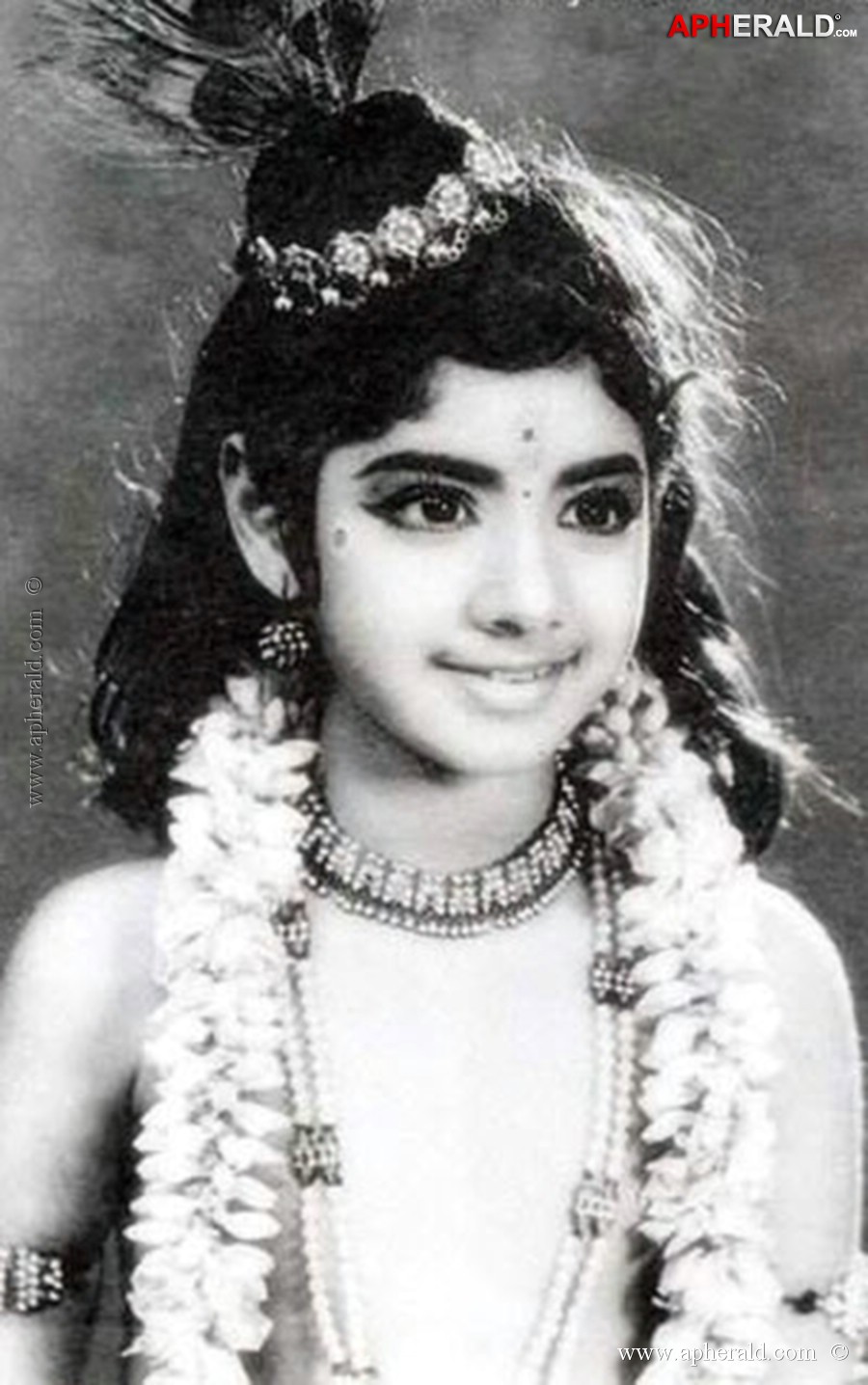 Sridevi Childhood Photos