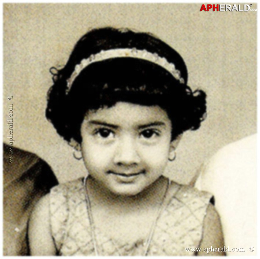 Sridevi Childhood Photos