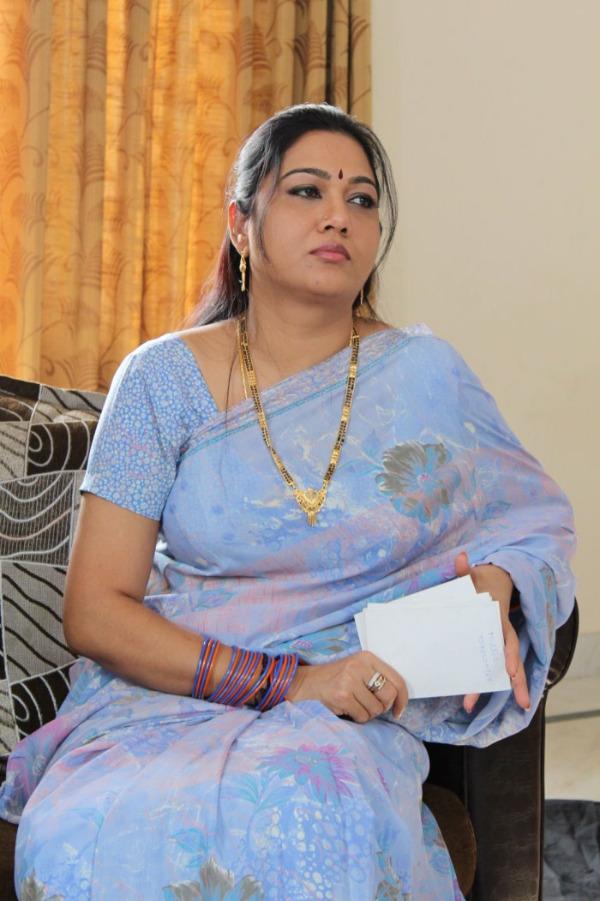 Telugu Artist Hema Aunty Photos