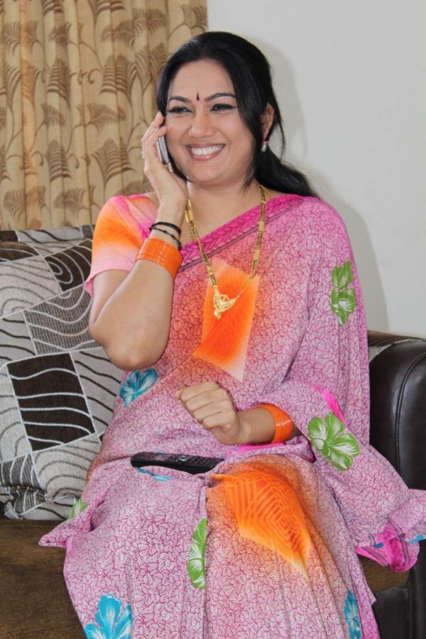 Telugu Artist Hema Aunty Photos