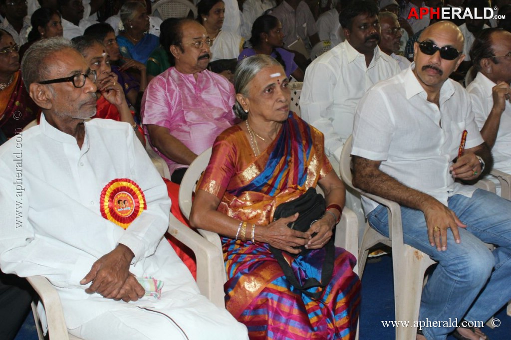 Actor Seeman Marriage Photos