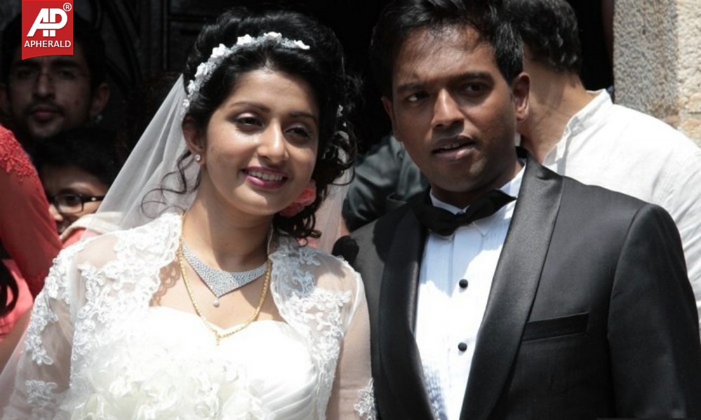 Actress Meera Jasmine Marriage Photos