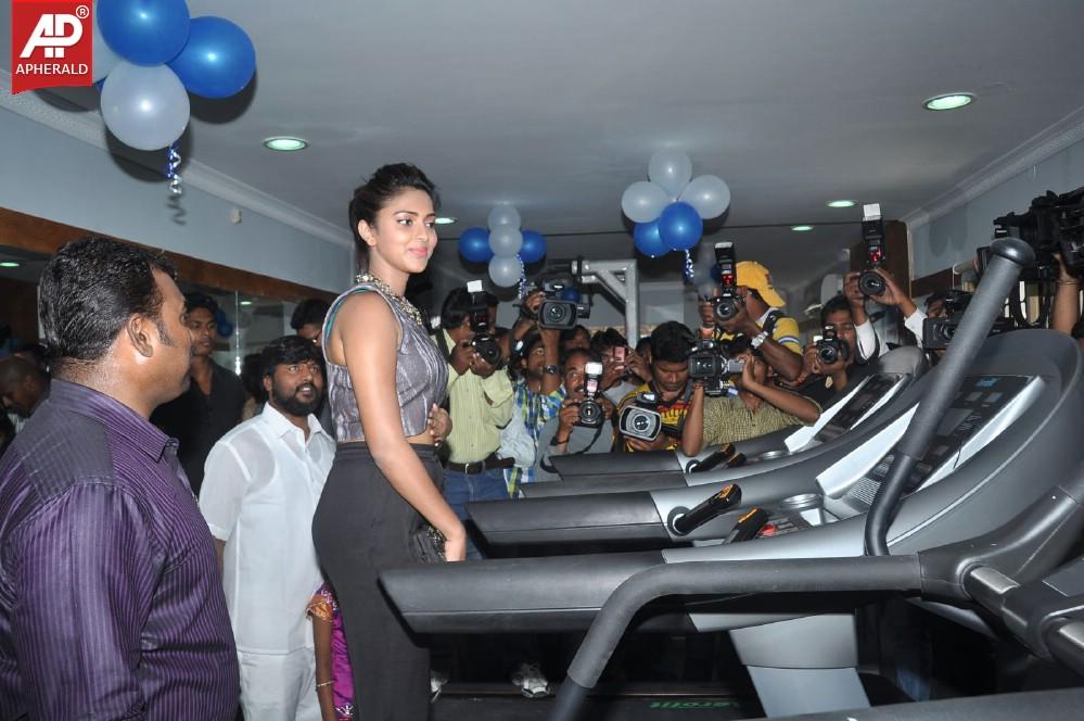 Amala Paul launches Benze Vacation Club