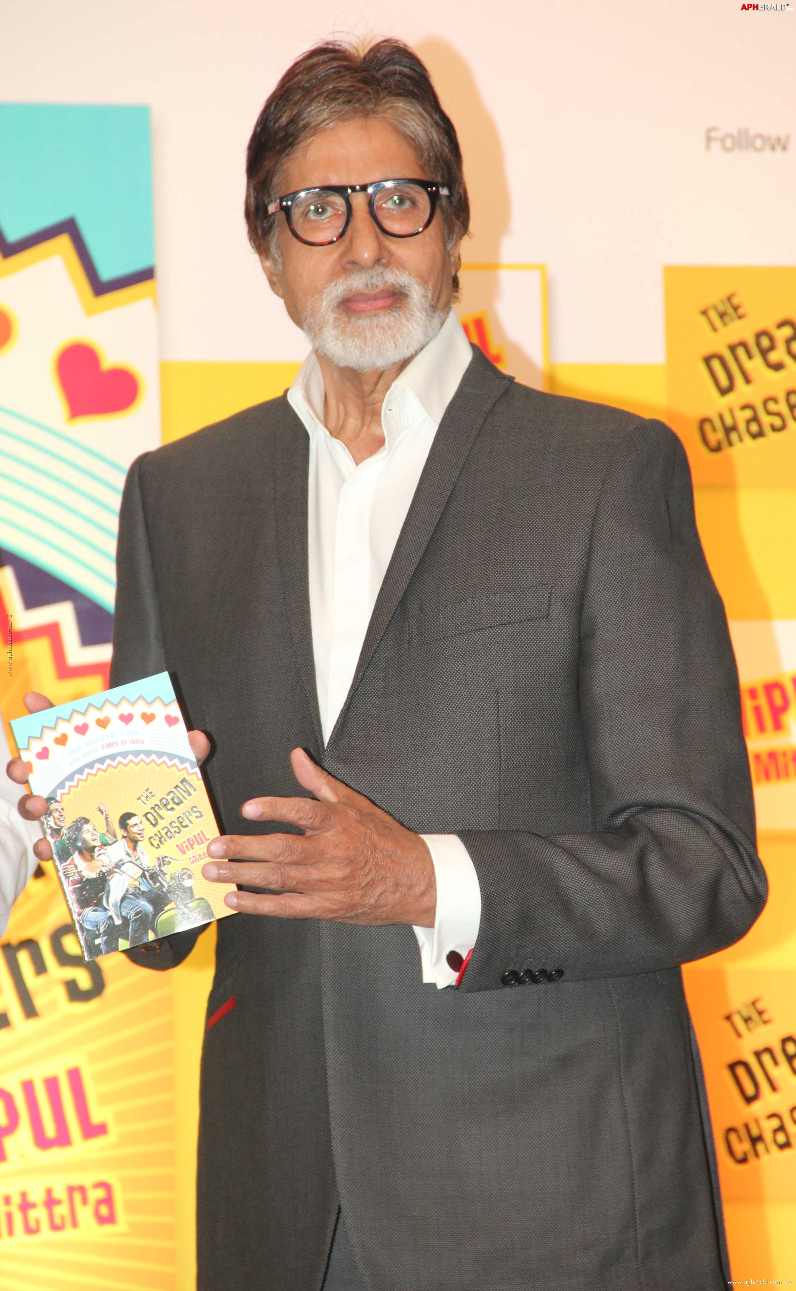 Amitabh Bachchan Launch Dream Chaser Book