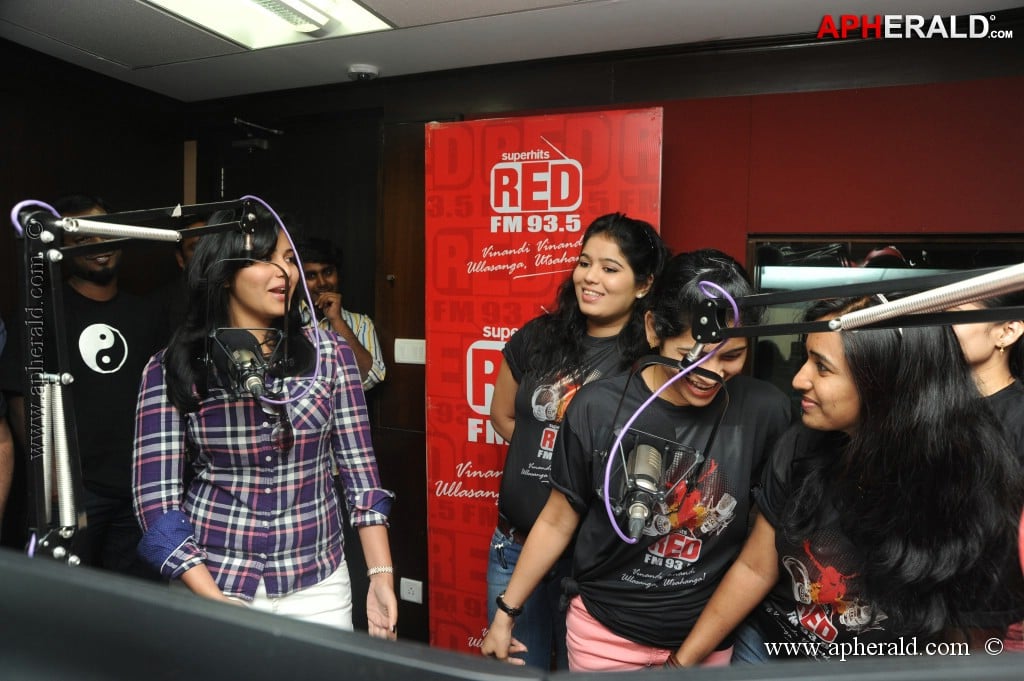 Anjali at Red FM 7th Anniversary Lucky Draw