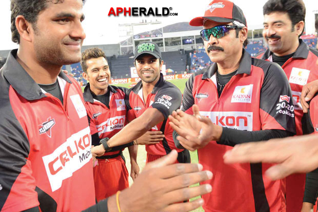 CCL 3 Telugu Warriors Vs Bhojpuri Dabanggs Photos