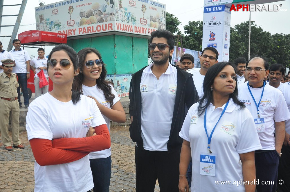 Celebs at 10 K Run Event