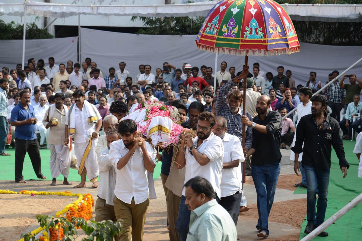 Dr D Ramanaidu Funeral Photos