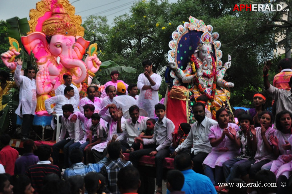 Ganesh Visarjan Photos at Hyd 1