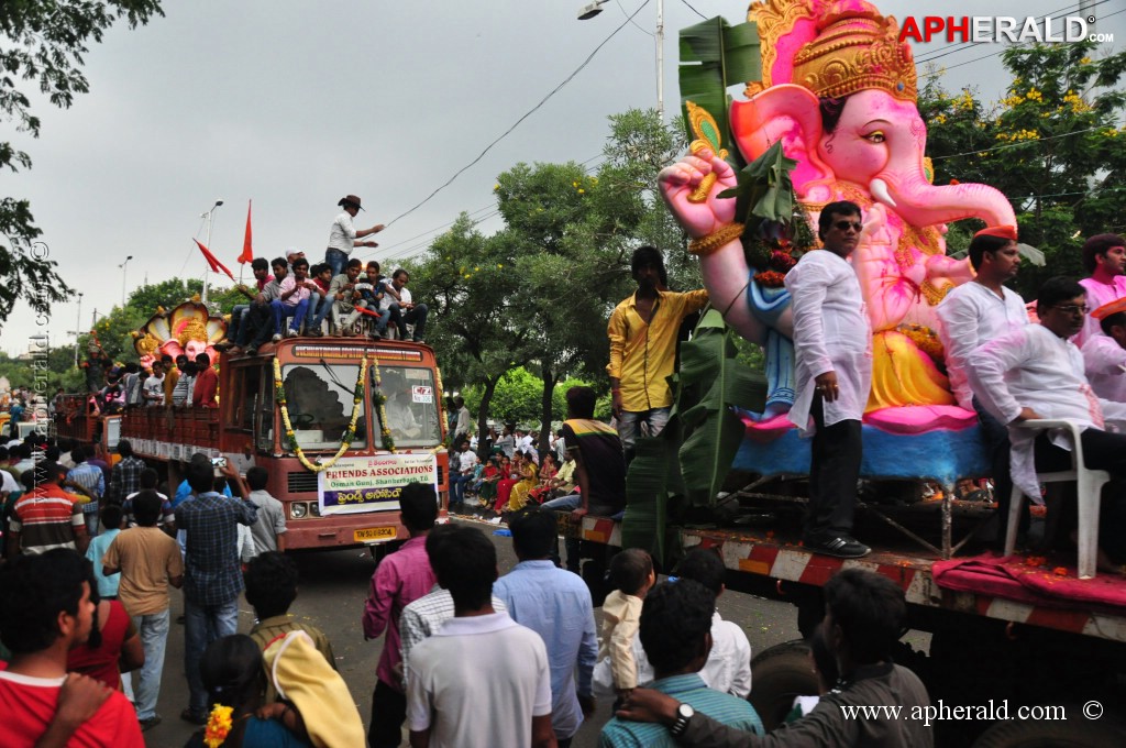 Ganesh Visarjan Photos at Hyd 1