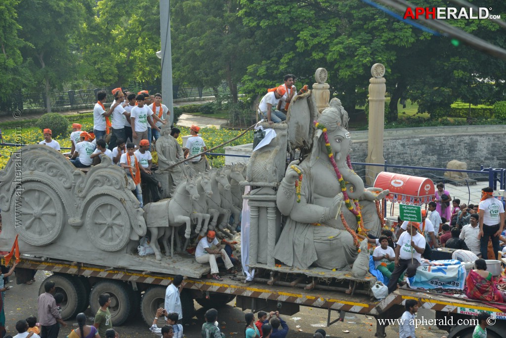 Ganesh Visarjan Photos at Hyd 1