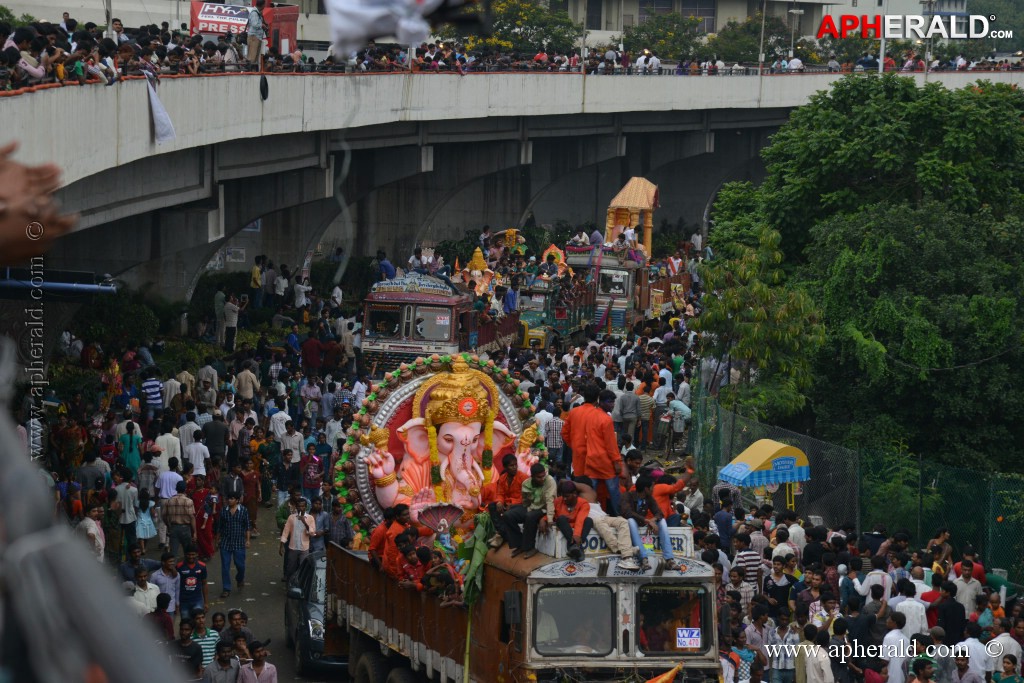 Ganesh Visarjan Photos at Hyd 1